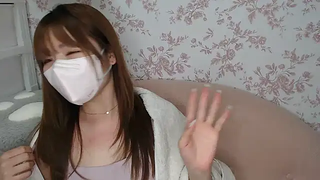 Snapshot of mei_hosina chatting on April 21, 2026, 2:45 pm mei hosina online show from April 21, 2026, 2:45 pm