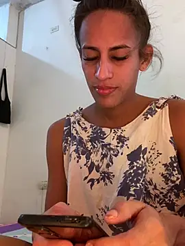 AlexaWarner online show from July 26, 2026, 7:32 pm