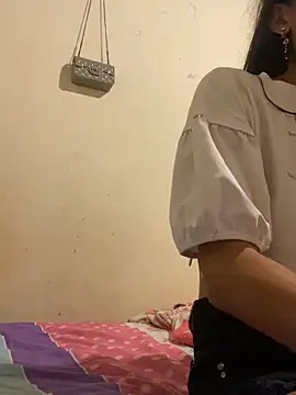 AlexaWarner online show from February 20, 2026, 4:09 pm