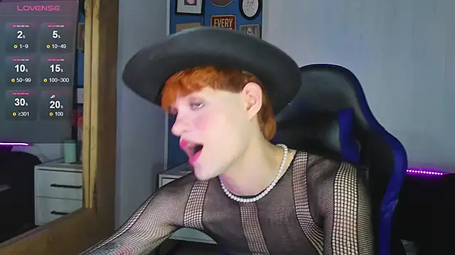 VladHellsing4 online show from September 19, 2025, 2:43 pm