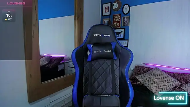 VladHellsing4 online show from March 10, 2025, 2:05 pm