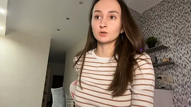 Eva Eva  online show from February 24, 2025, 5:42 pm