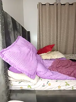 Snapshot of Golden_diver chatting on January 5, 2026, 5:27 pm Golden diver online show from January 5, 2026, 5:27 pm