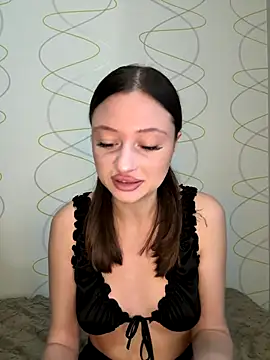 Kimsweet7 online show from October 26, 2025, 10:59 am