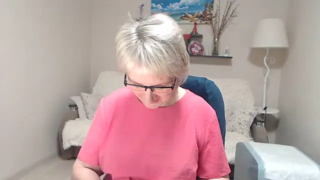 Snapshot of FleurMays chatting on February 26, 2026, 3:45 pm FleurMays online show from February 26, 2026, 3:45 pm