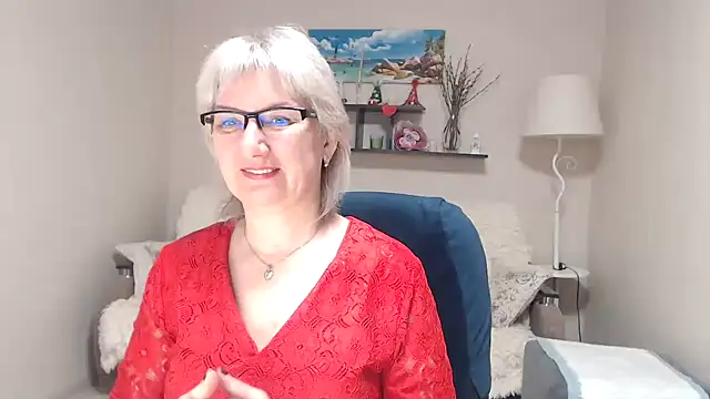 FleurMays online show from April 5, 2026, 5:03 am