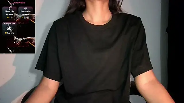 glowybekwa online show from March 21, 2025, 10:39 am