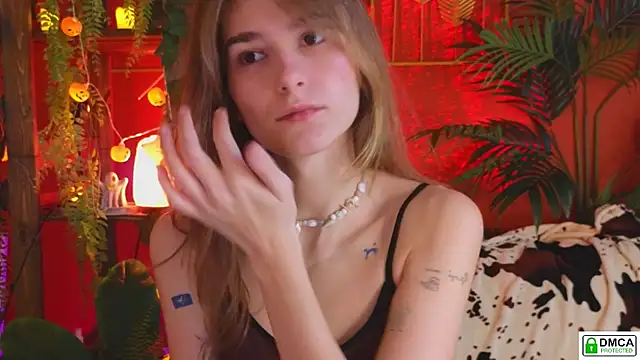 Snapshot of Era_Robinhood chatting on October 25, 2025, 7:29 am Era Robinhood online show from October 25, 2025, 7:29 am