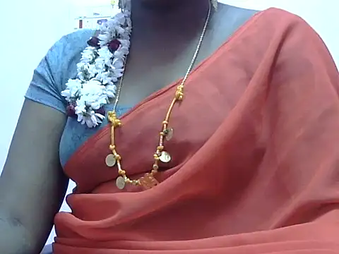 Hot akshara online show from January 9, 2026, 5:20 pm