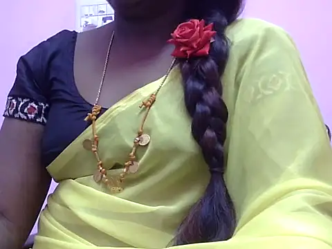 Hot akshara online show from February 24, 2026, 9:43 am