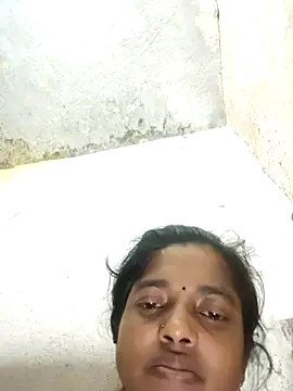 Snapshot of Gautami-telugu chatting on November 26, 2025, 8:31 pm Gautami-telugu online show from November 26, 2025, 8:31 pm