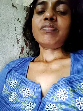 Snapshot of Gautami-telugu chatting on October 11, 2025, 5:08 am Gautami-telugu online show from October 11, 2025, 5:08 am