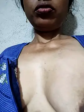 Snapshot of Gautami-telugu chatting on November 7, 2025, 10:03 pm Gautami-telugu online show from November 7, 2025, 10:03 pm