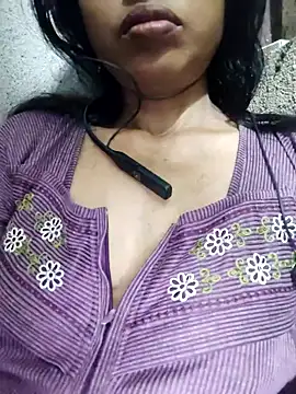 Snapshot of Gautami-telugu chatting on October 14, 2025, 9:04 pm Gautami-telugu online show from October 14, 2025, 9:04 pm