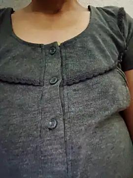 Snapshot of Gautami-telugu chatting on October 25, 2025, 10:14 am Gautami-telugu online show from October 25, 2025, 10:14 am