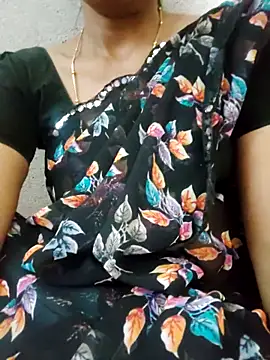 Snapshot of Gautami-telugu chatting on November 24, 2025, 7:41 am Gautami-telugu online show from November 24, 2025, 7:41 am