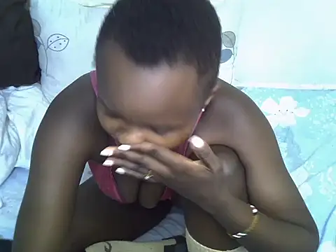 Snapshot of ebony_sonya chatting on March 17, 2025, 9:44 am ebony sonya online show from March 17, 2025, 9:44 am