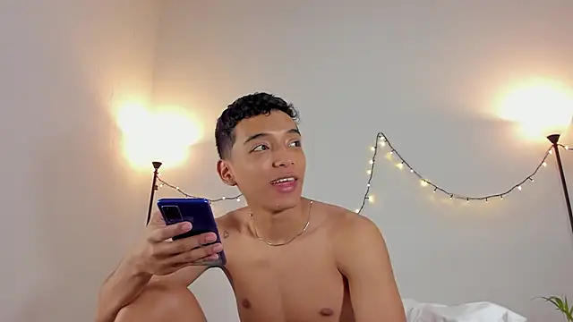 mike tylor01 online show from February 3, 2025, 6:39 pm