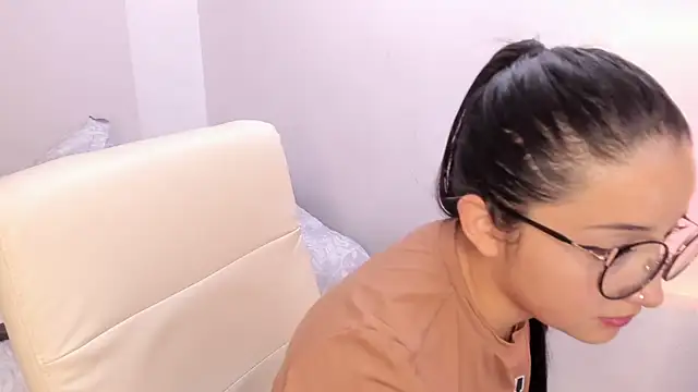 Snapshot of Ali_itcaduu chatting on February 13, 2025, 3:50 am Ali itcaduu online show from February 13, 2025, 3:50 am