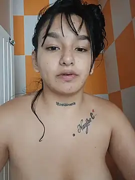 Snapshot of pocahonta89 chatting on December 2, 2025, 11:50 pm pocahonta89 online show from December 2, 2025, 11:50 pm