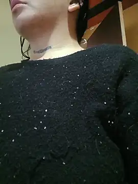 Snapshot of pocahonta89 chatting on November 16, 2025, 7:29 pm pocahonta89 online show from November 16, 2025, 7:29 pm