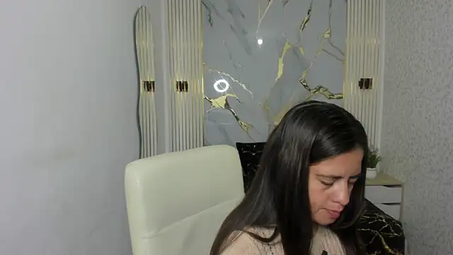 Snapshot of kathina_giraldo chatting on March 21, 2026, 12:42 pm kathina giraldo online show from March 21, 2026, 12:42 pm