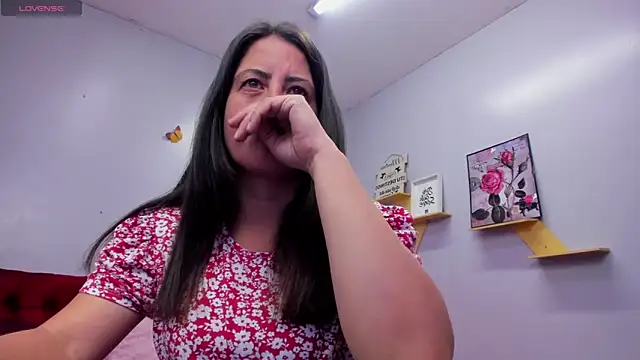 Snapshot of kathina_giraldo chatting on September 16, 2025, 1:23 pm kathina giraldo online show from September 16, 2025, 1:23 pm