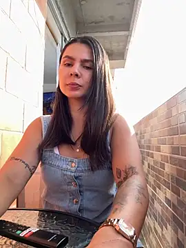 Snapshot of SofiaG_ chatting on October 20, 2025, 8:53 pm SofiaG online show from October 20, 2025, 8:53 pm