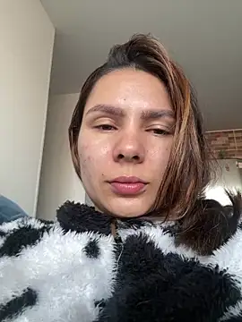 Snapshot of SofiaG_ chatting on February 5, 2026, 12:01 pm SofiaG online show from February 5, 2026, 12:01 pm