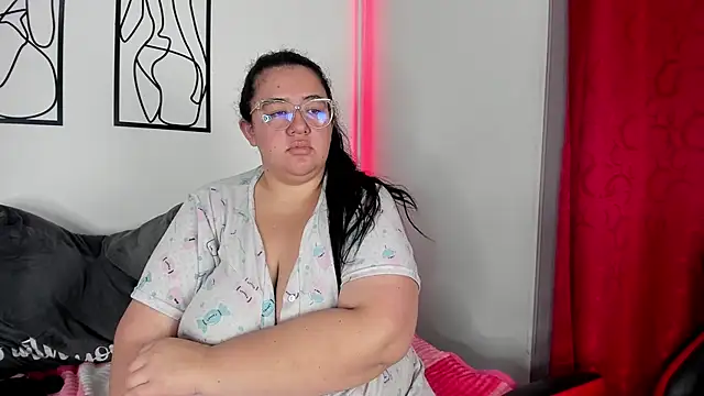 Snapshot of RubyPirsso18 chatting on November 17, 2025, 7:07 pm RubyPirsso18 online show from November 17, 2025, 7:07 pm