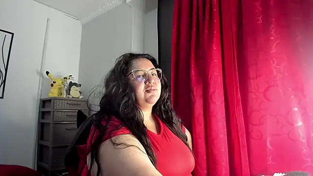 RubyPirsso18 online show from February 7, 2026, 7:33 pm