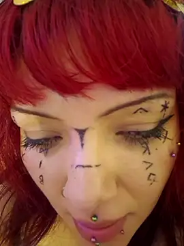 Snapshot of Sarah-Stoner chatting on November 1, 2025, 9:03 am Sarah-Stoner online show from November 1, 2025, 9:03 am