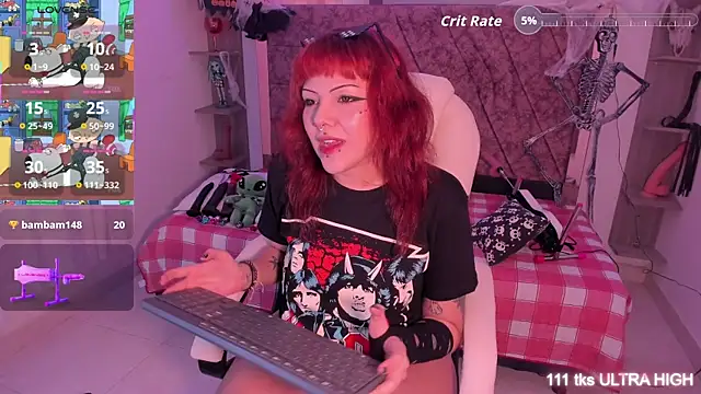 Snapshot of Sarah-Stoner chatting on October 27, 2025, 8:32 pm Sarah-Stoner online show from October 27, 2025, 8:32 pm