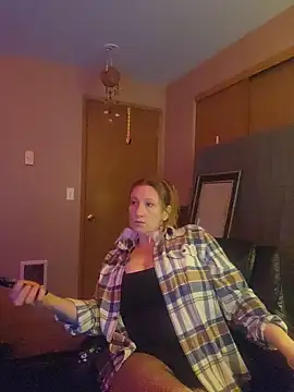 Snapshot of lilyhornyhousewife chatting on June 21, 2026, 2:45 pm lilyhornyhousewife online show from June 21, 2026, 2:45 pm
