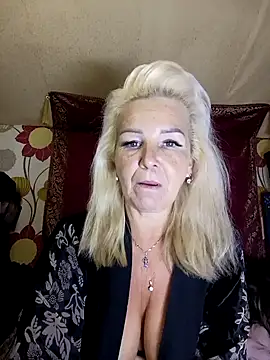 CassandraSandra44 online show from November 20, 2025, 4:24 am