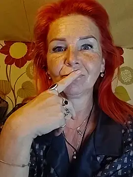 CassandraSandra44 online show from May 10, 2026, 3:32 am