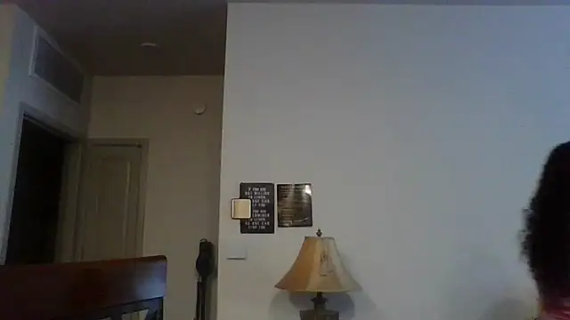 cinnaminnie online show from September 24, 2025, 11:32 pm