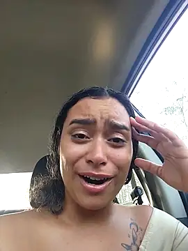 cinnaminnie online show from March 14, 2025, 10:27 pm