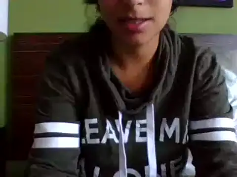 cinnaminnie online show from January 12, 2025, 9:29 pm