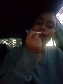 cinnaminnie online show from March 16, 2025, 11:59 pm