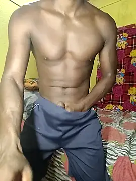 Snapshot of Hunter_boy9 chatting on October 18, 2025, 11:51 pm Hunter boy9 online show from October 18, 2025, 11:51 pm