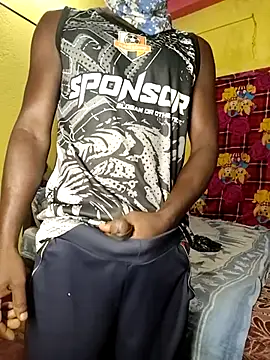 Snapshot of Hunter_boy9 chatting on November 13, 2025, 12:03 am Hunter boy9 online show from November 13, 2025, 12:03 am