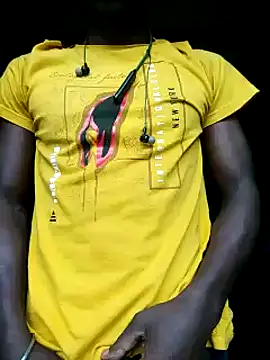 Snapshot of Hunter_boy9 chatting on March 22, 2025, 5:17 am Hunter boy9 online show from March 22, 2025, 5:17 am