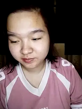 Snapshot of Thomgdee chatting on March 22, 2025, 9:13 am Thomgdee online show from March 22, 2025, 9:13 am