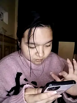 Snapshot of Thomgdee chatting on March 6, 2025, 12:41 pm Thomgdee online show from March 6, 2025, 12:41 pm