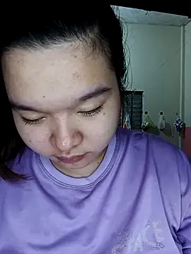 Snapshot of Thomgdee chatting on November 12, 2025, 1:43 am Thomgdee online show from November 12, 2025, 1:43 am