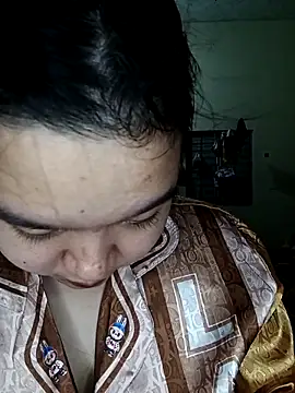 Snapshot of Thomgdee chatting on September 18, 2025, 12:24 am Thomgdee online show from September 18, 2025, 12:24 am