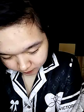 Snapshot of Thomgdee chatting on March 2, 2025, 9:21 am Thomgdee online show from March 2, 2025, 9:21 am