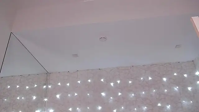 Snapshot of Evapeach_ chatting on January 19, 2025, 10:17 pm Evapeach  online show from January 19, 2025, 10:17 pm