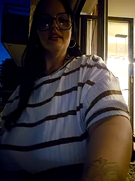 Jujuicy 97 online show from July 2, 2026, 2:23 am